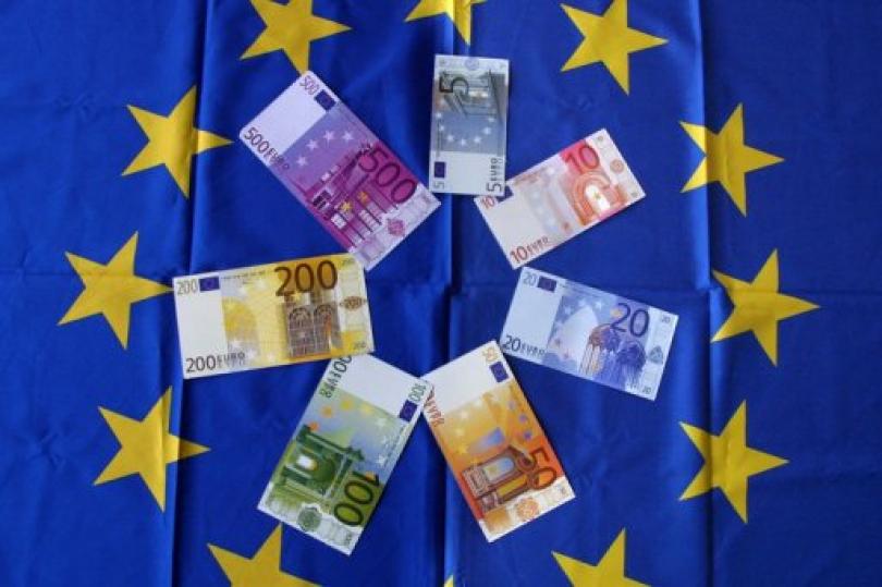 القراءة التقديرية للتضخم بمنطقة اليورو تتطابق مع التوقعات الإقتصادية